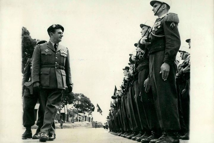 issue title image
