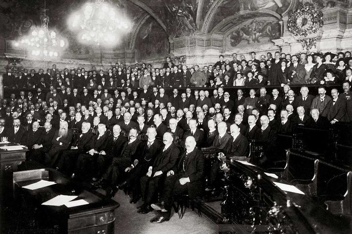 issue title image